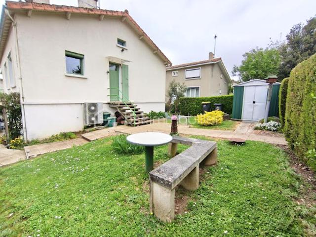Maison vente à Montmorillon, Civray
