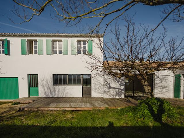 Maison vente à La Rochelle, Loix