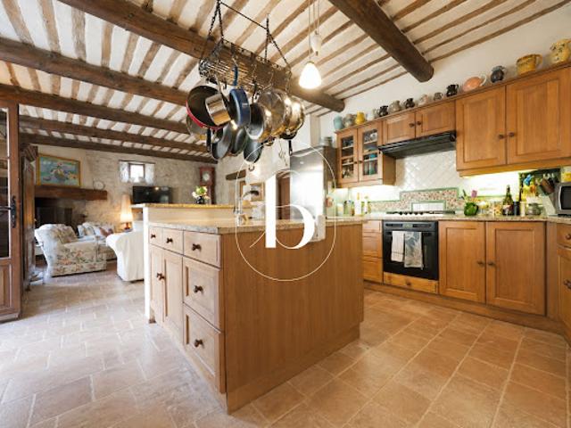 Maison vente à Nîmes, Goudargues