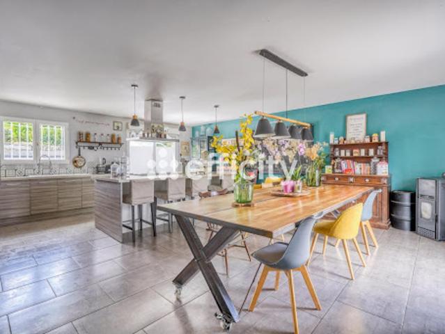 Maison vente à Bordeaux, Artigues-près-bordeaux