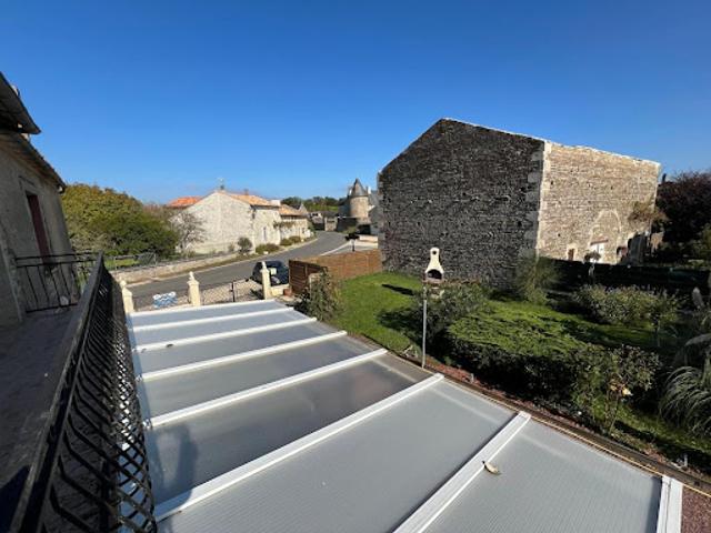 Maison vente à Confolens, Paizay-naudouin-embourie