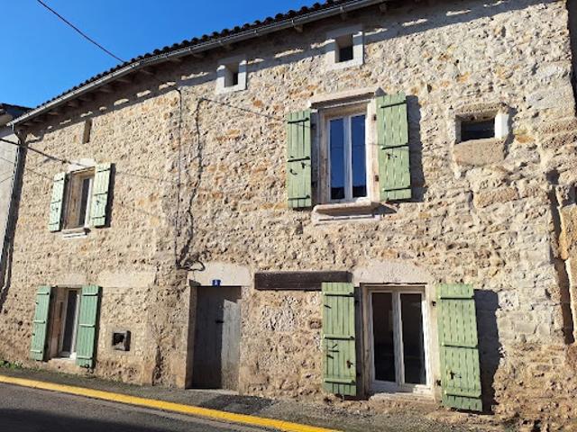 Maison vente à Confolens, Chasseneuil-sur-bonnieure