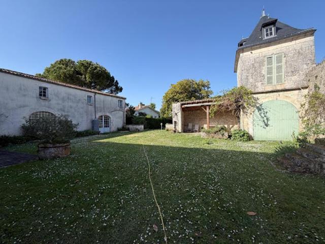 Maison vente à Saintes, Cozes