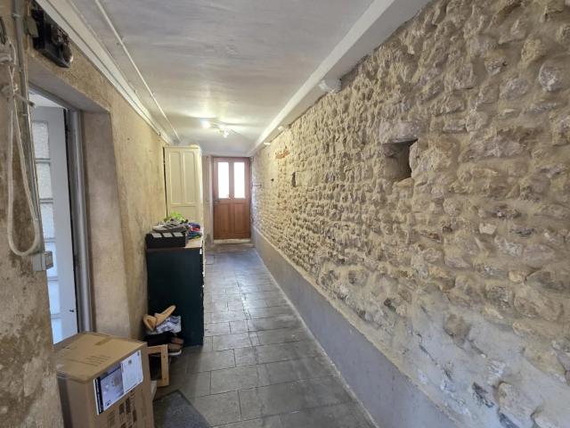 Maison vente à Les Hautes Garces, Étampes