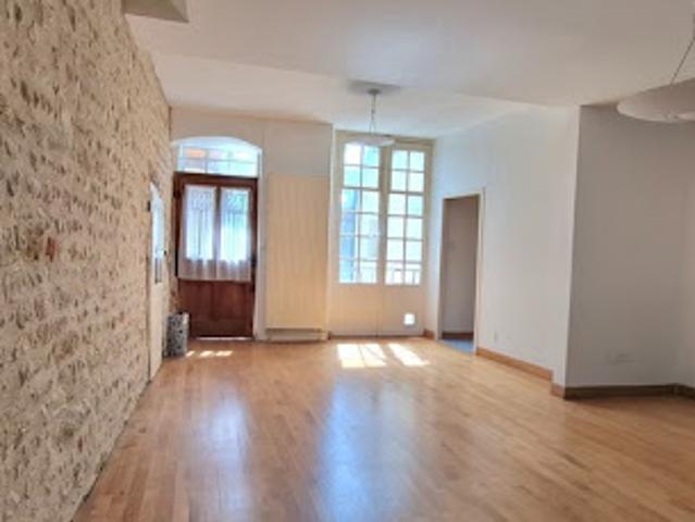 Maison vente à Bourg-en-Bresse, Bourg-en-bresse