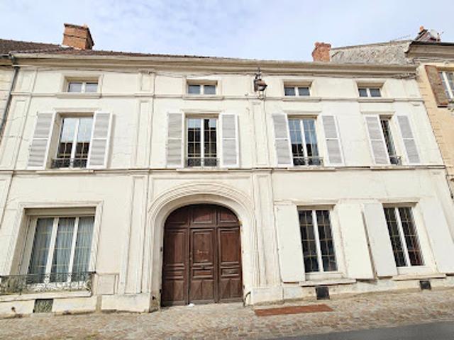 Maison vente à Château-Thierry, Charly