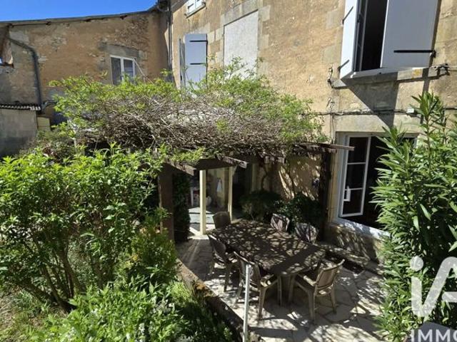 Maison vente à Montmorillon, Nouvelle-Aquitaine