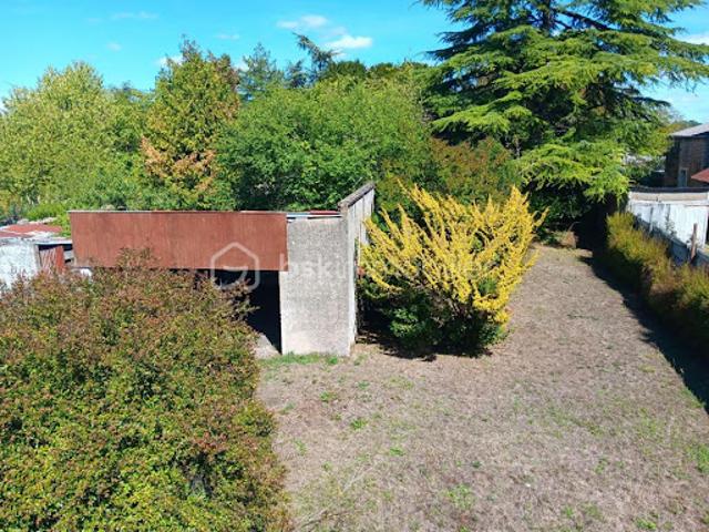 Maison vente à Sauzé-Vaussais, Sauzé-entre-Bois