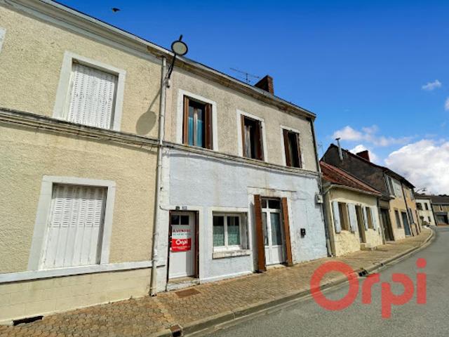Maison vente à Moulins, Lurcy-lévis