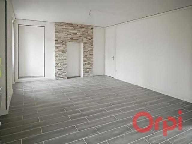 Maison vente à Montluçon, Ainay-le-château
