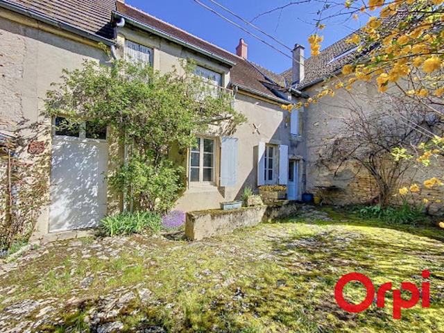 Maison vente à Saint-Amand-Montrond, Meillant