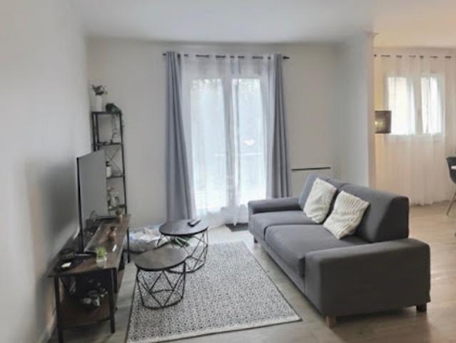 Maison vente à Évry, Lisses