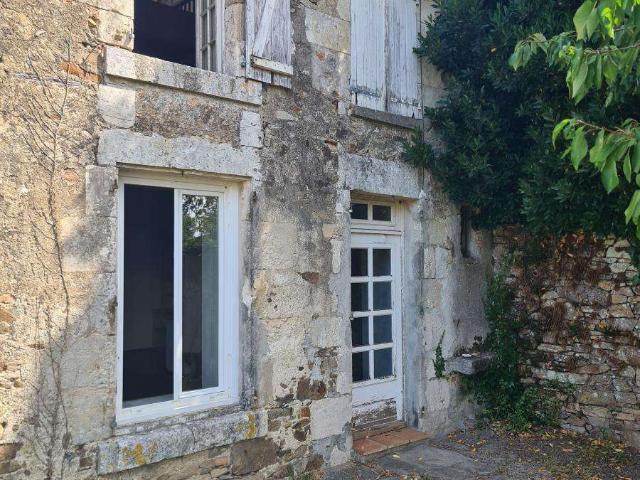 Maison vente à Fontenay-le-Comte, La Tardière