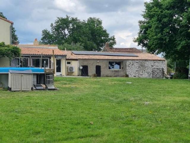 Maison vente à Nantes, Lège