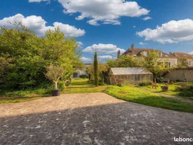 Maison vente à Fontainebleau, Île-de-France