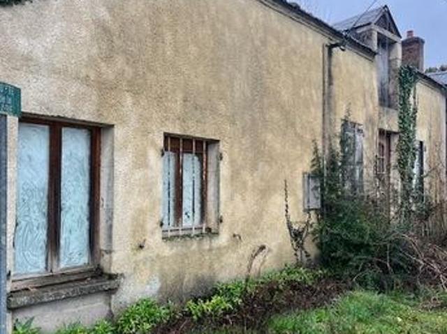 Maison vente à Bourges, Jalognes
