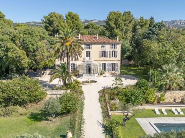 Maison vente à Arrondissement de Toulon, Ollioules