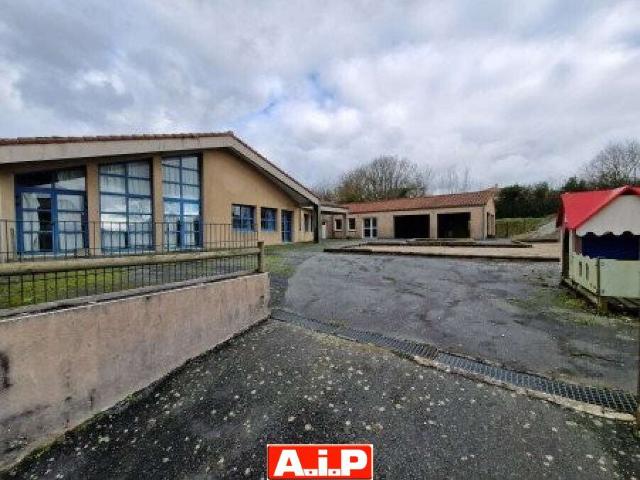 Maison vente à Fontenay-le-Comte, Pouzauges