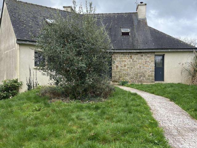 Maison vente à Guingamp, Bretagne
