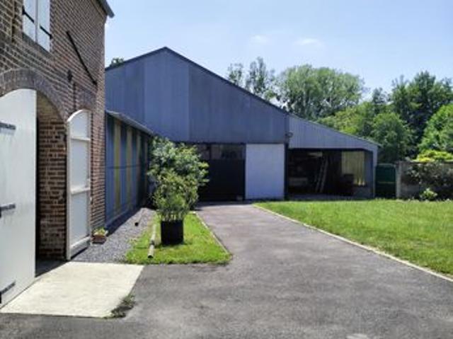 Maison vente à Charleville-Mézières, Montcornet