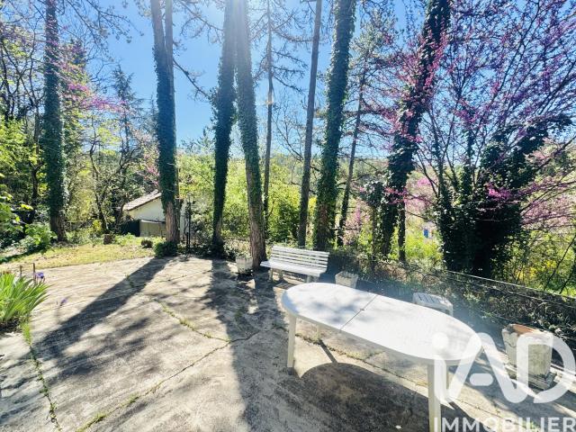 Local Commercial vente à Palaiseau, Sainte-geneviève-des-bois