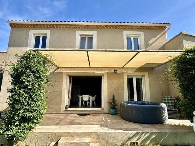Maison vente à Carpentras, Sainte-cécile-les-vignes