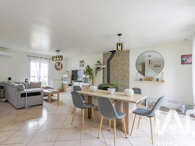 Maison vente à Bernay, Canappeville