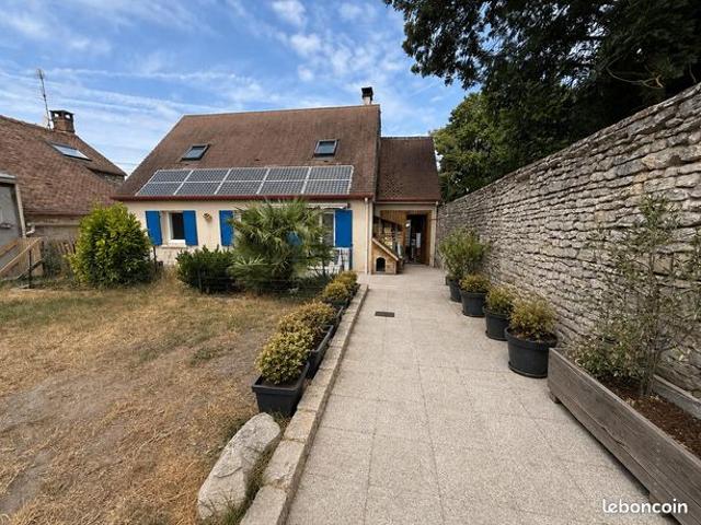 Maison vente à Fontainebleau, La Genevraye