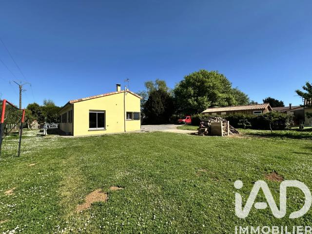 Maison vente à Confolens, Montjean