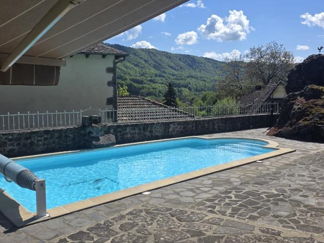 Maison vente à Aurillac, Laroquevieille