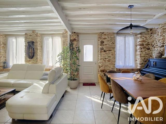 Maison vente à Melun, Yèbles