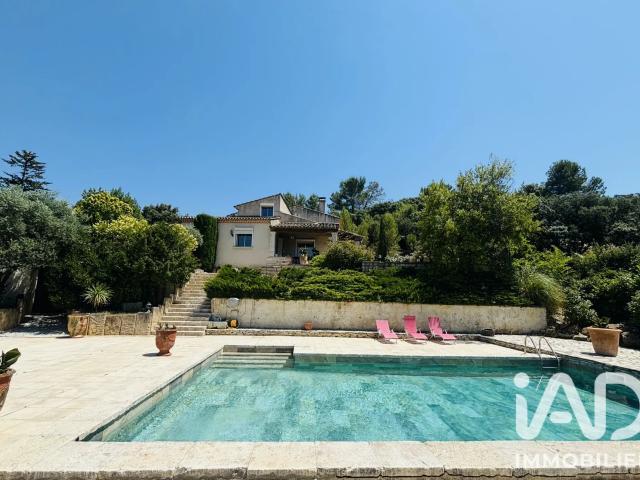 Maison vente à Nîmes, Comps