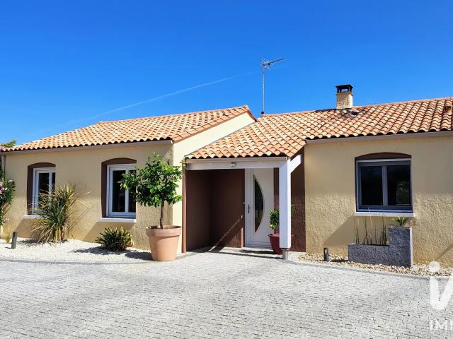 Maison vente à Fontenay-le-Comte, Xanton-chassenon