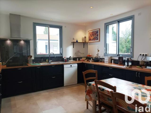 Maison vente à Le Bois Forat, Corme-Royal