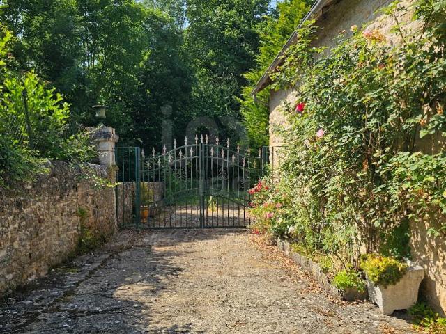 Maison vente à Rodez, Sévérac-le-château
