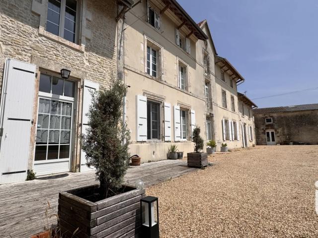 Maison vente à Rochefort, Bouhet