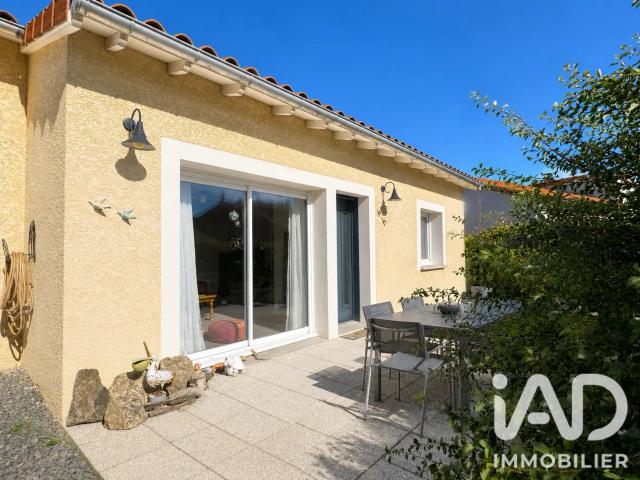 Maison vente à Grazac, Saint-Vidal