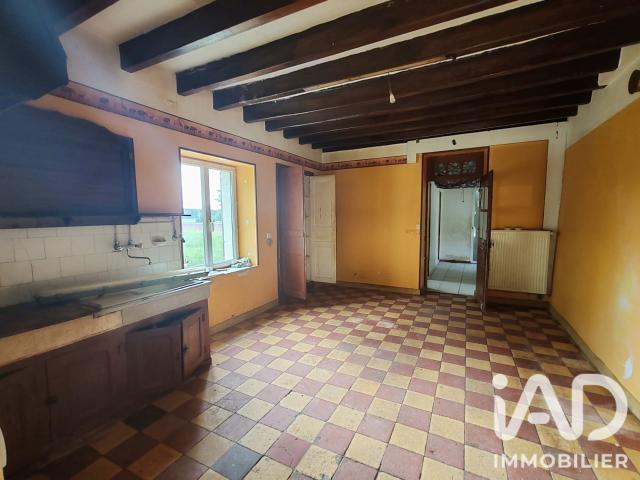 Maison vente à Châteauroux, Le Tranger