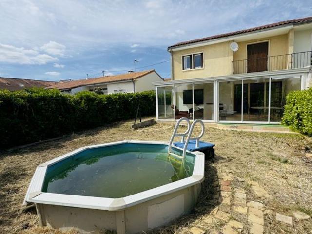 Maison vente à Angoulême, Aignes-et-puypéroux