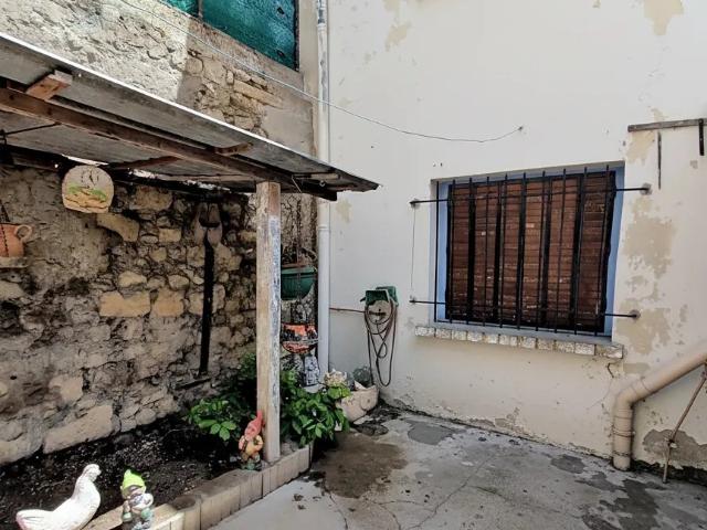 Maison vente à Beaucaire, Gard