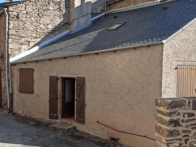 Maison vente à Millau, Salles-curan