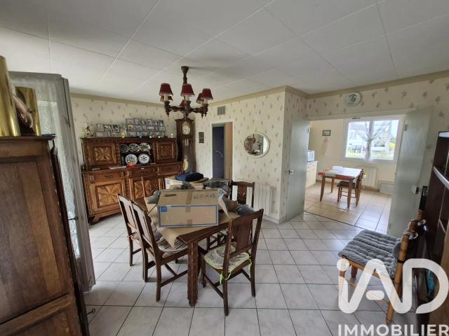 Maison vente à Niort, La Crèche
