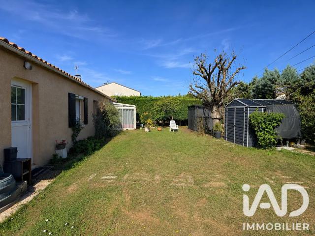Maison vente à La Rochelle, Yves