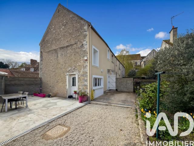 Maison vente à Melun, Champeaux