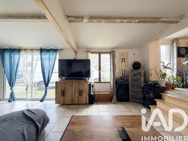 Maison vente à Beauvais, Moliens