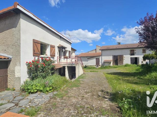 Maison vente à Contournat, Saint-Julien-de-Coppel