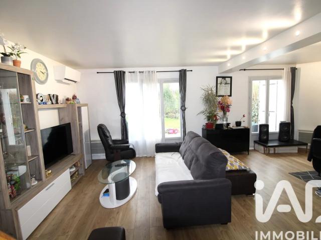 Maison vente à Melun, Guignes