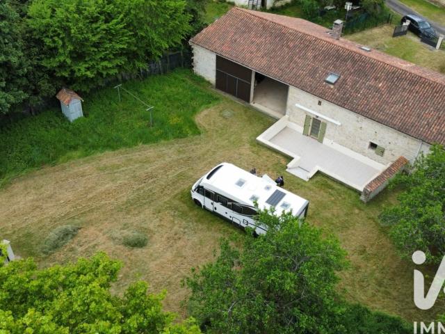 Maison vente à Confolens, Parzac