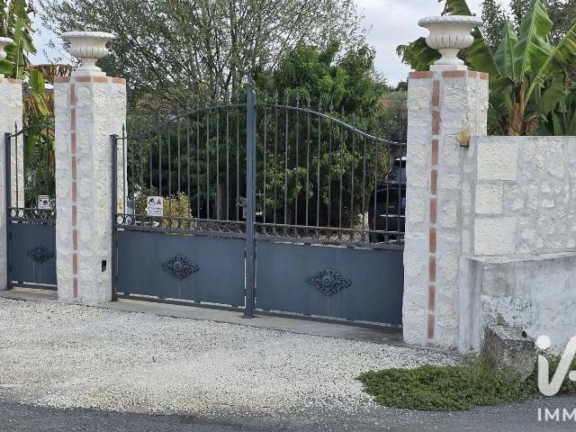 Maison vente à Saintes, Nouvelle-Aquitaine