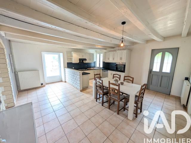 Maison vente à Montmorillon, Civaux